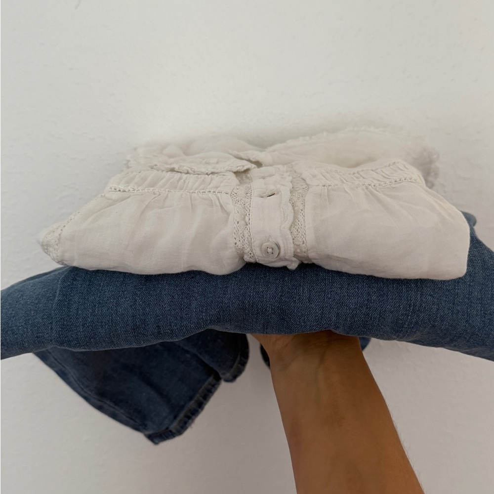 American Eagle High Rise Baggy Wide Leg Jean and Top Bundle